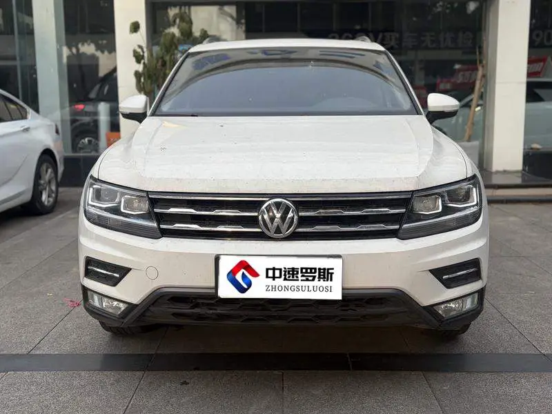 Tiguan L 2018 330TSI Automatic 2WD Luxury Edition — 2