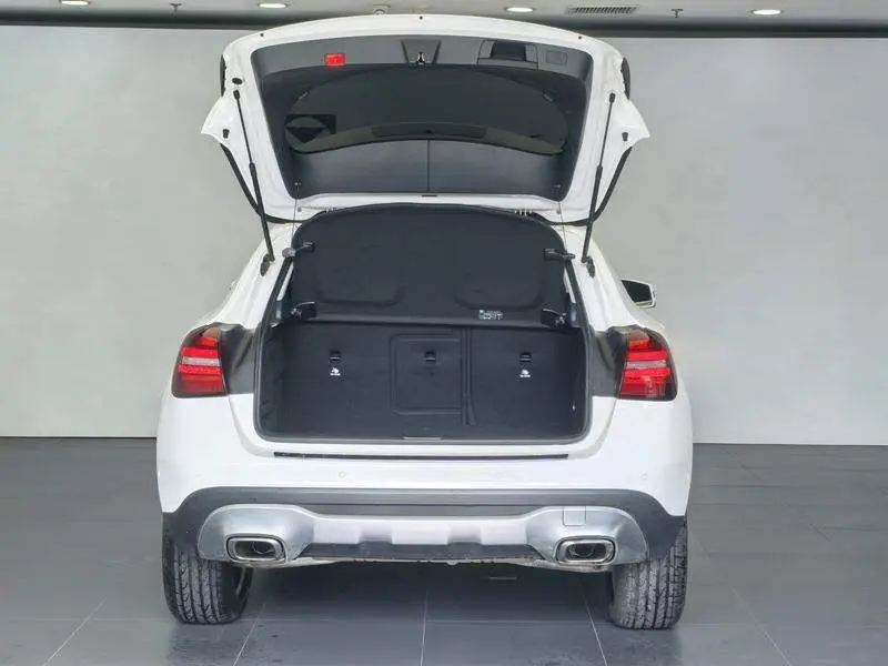 Mercedes-Benz GLA 2019 GLA 200 Dynamic — 18