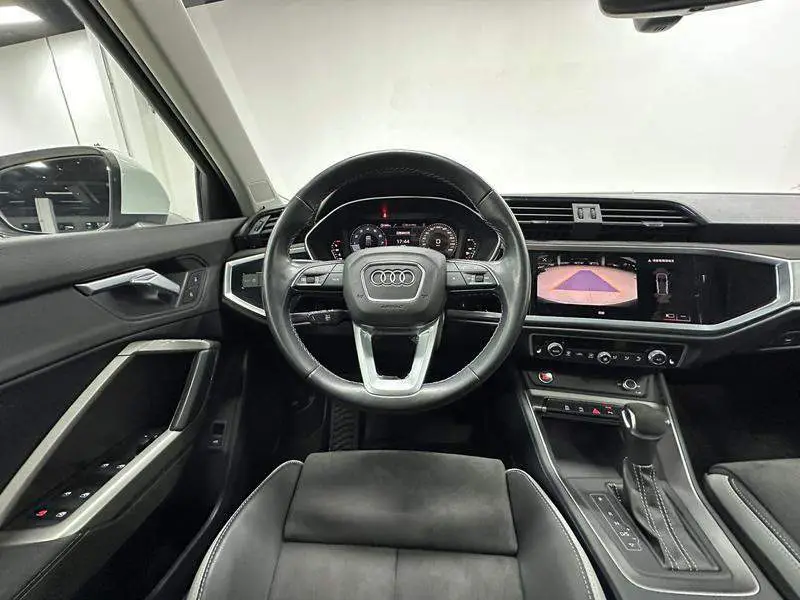 Audi Q3 2022 35 TFSI Stylish and Dynamic — 12