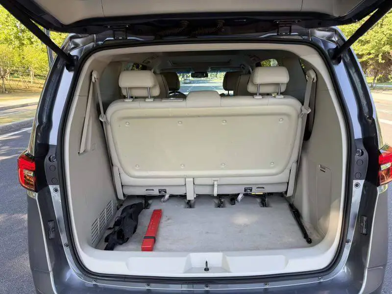 Buick GL8 2020 Land Business Class 652T Luxury — 14