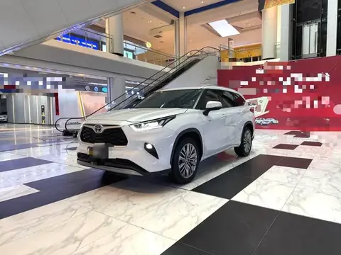 Highlander 2024 2.5L Intelligent Electric Hybrid Dual Engine 2WD Luxury Edition 7 Seaters