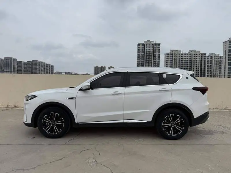 JETOUR X70 PLUS 2024 Champion Edition 1.5T DCT Champion PRO 7-seater — 4
