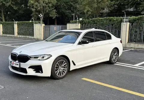 BMW 5 Series 2021 525Li Luxury Package — 1