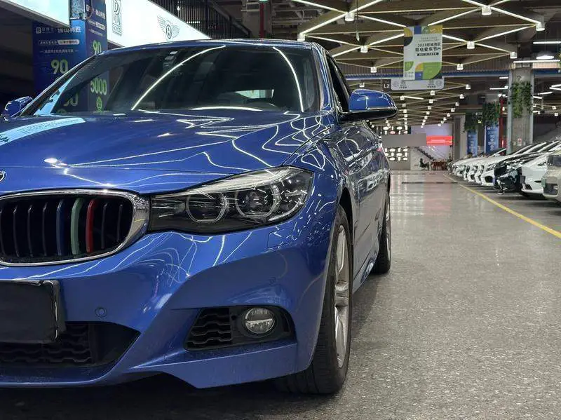 BMW 3 Series GT 2017 320i M Sport — 10