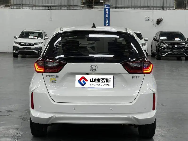 Fit 2021 1.5L CVT Trendy Edition — 5