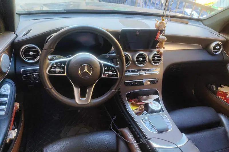 Mercedes-Benz GLC 2021 GLC 300 L 4MATIC Dynamic — 12
