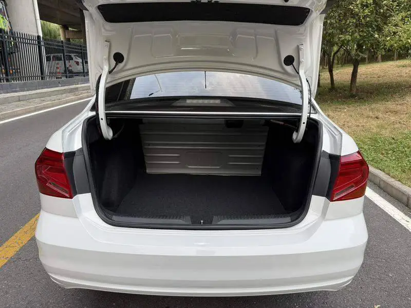 Jetta 2017 1.5L Automatic Fashion Model — 19