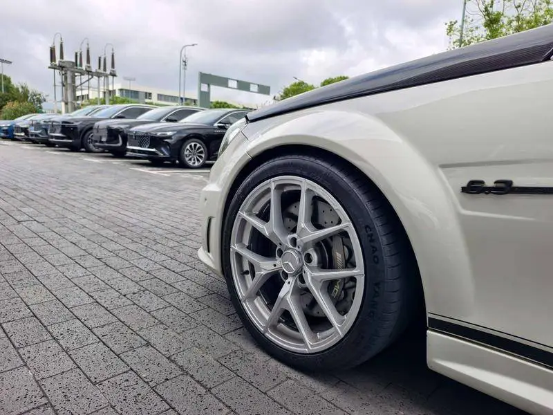 Mercedes-Benz C-Class AMG 2012 AMG C 63 Coupe Dynamic Edition — 11