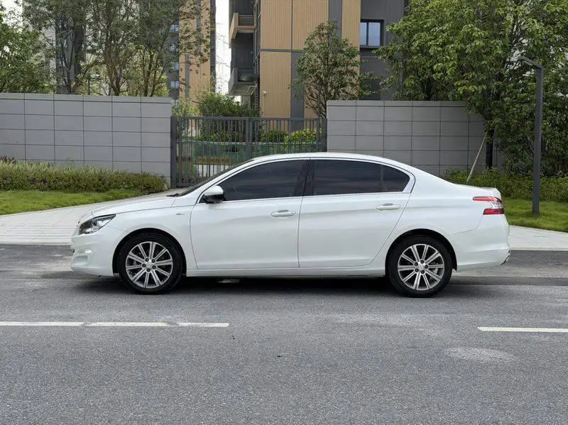 Peugeot 408 2018 facelift 350THP automatic luxury version — 4