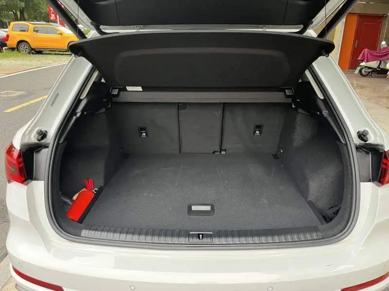 Audi Q3 2021 40 TFSI Stylish and Elegant — 11