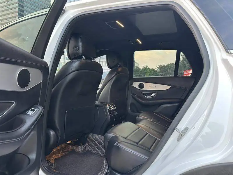 Mercedes-Benz GLC 2021 GLC 260 L 4MATIC Dynamic — 9
