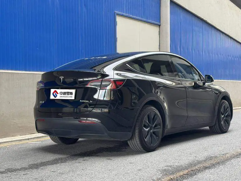 Model Y 2024 rear-wheel drive version — 7