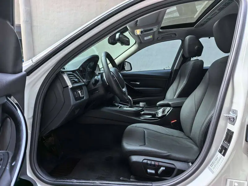 BMW 3 Series 2017 320Li M Sports — 13