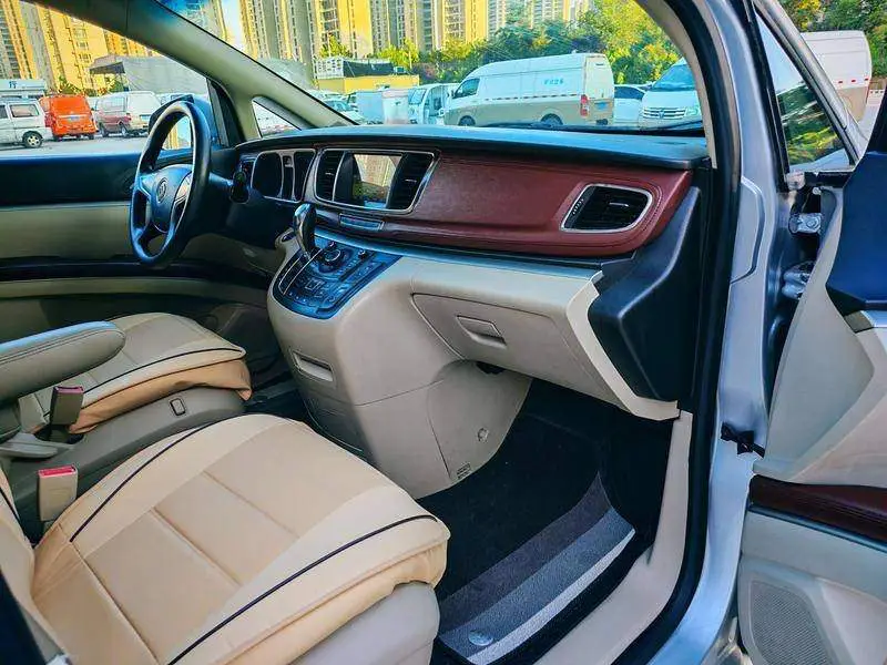 Buick GL8 2014 2.4L LT Luxury Business Executive Edition — 10