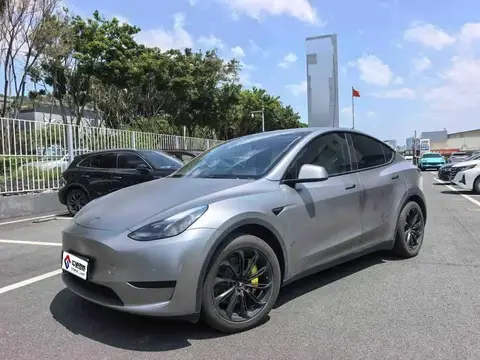 Model Y 2022 rear-wheel drive version