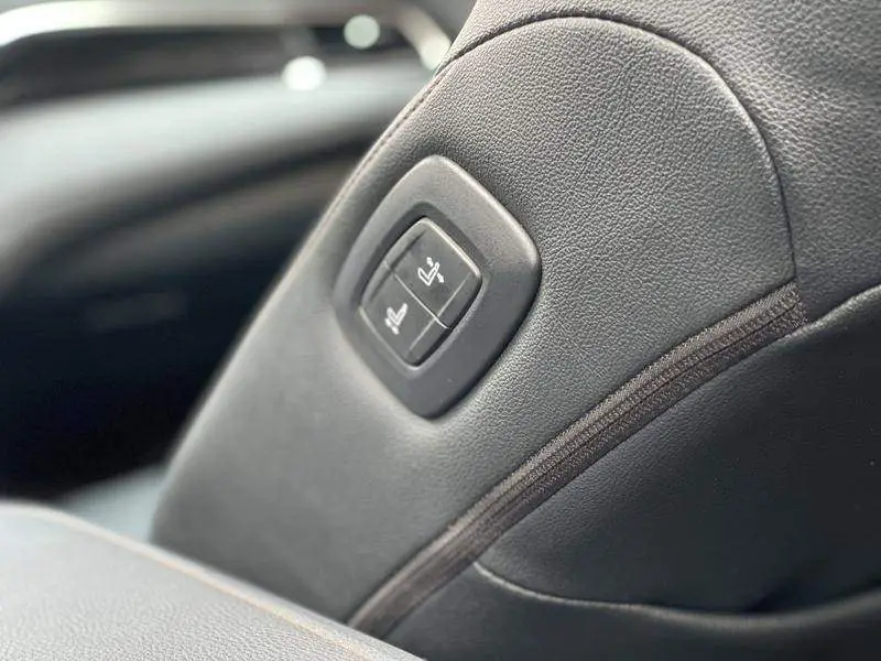 Camry 2021 2.5G Deluxe Edition — 6