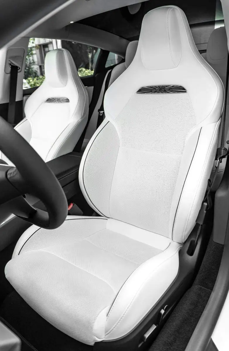 Model 3 2024 High-Performance All-Wheel Drive — 16
