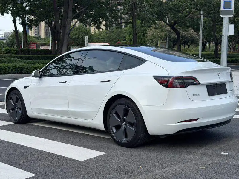 Model 3 2021 Standard Range RWD Upgraded Version — 4
