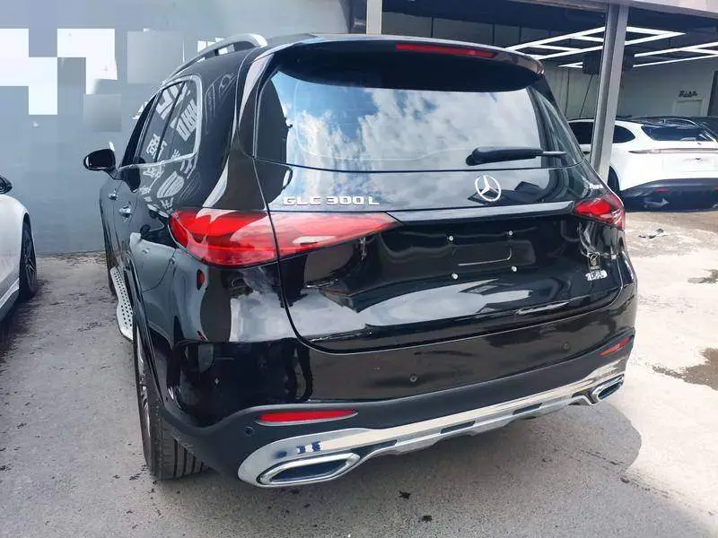 Mercedes-Benz GLC 2023 GLC 300 L 4MATIC Dynamic 7-seater — 2