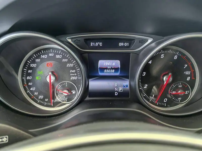 Mercedes-Benz GLA 2019 GLA 200 Dynamic — 12