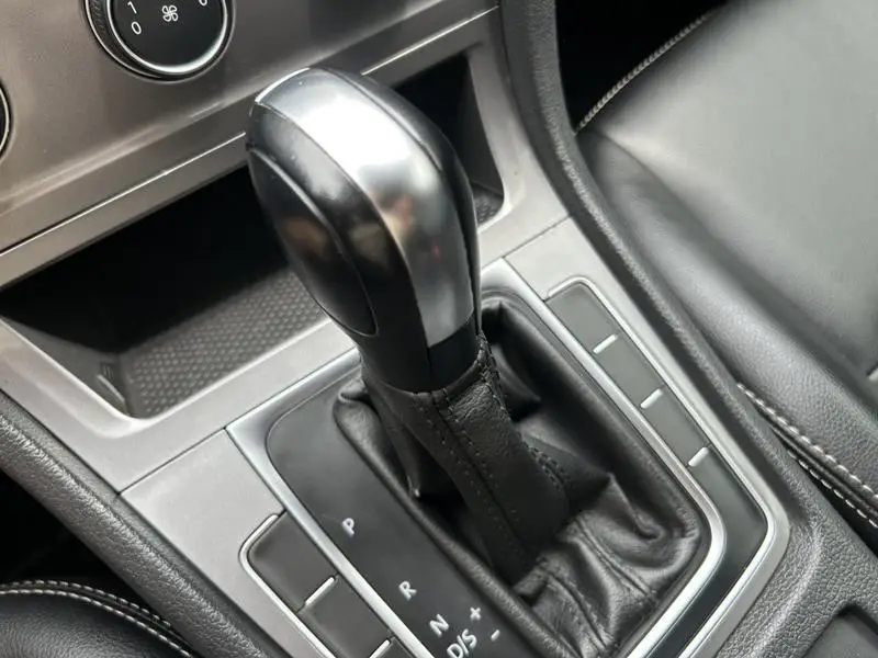 Golf 2016 1.6L Automatic Fashion Model — 17