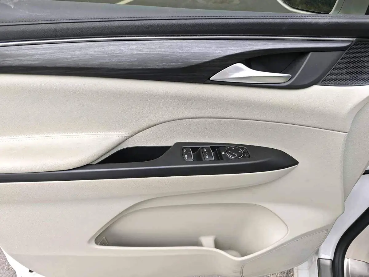 Buick GL8 2023 ES Lu Zun Comfort Edition — 5