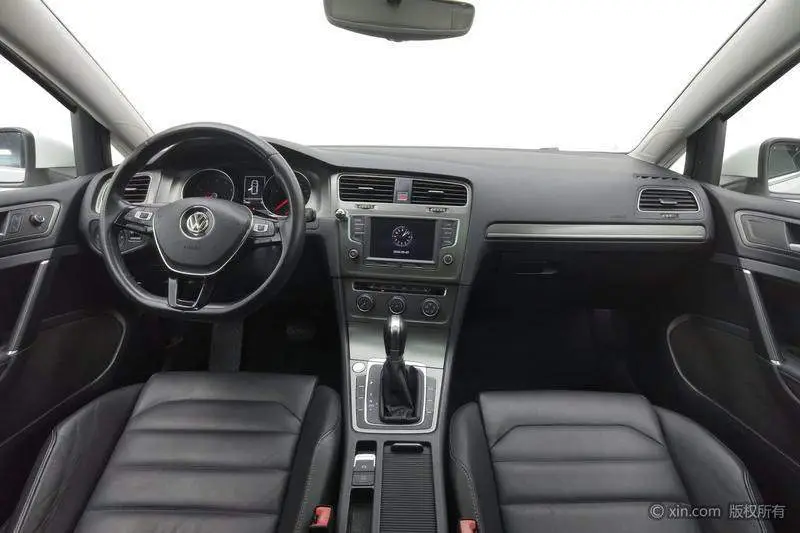 Golf 2016 230TSI Automatic Luxury — 13
