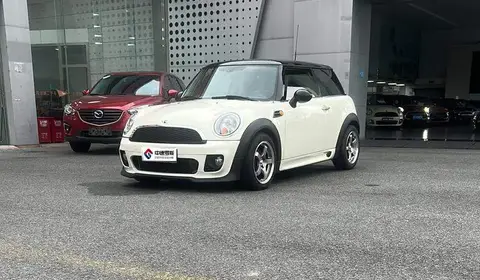 2011 1.6L COOPER Fun
