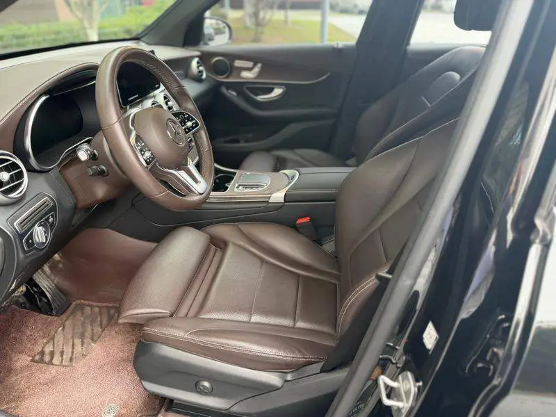 Mercedes-Benz GLC 2022 GLC 260 L 4MATIC Luxury — 10