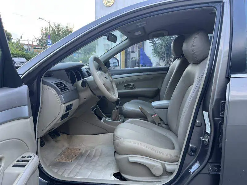 Sylphy 2012 Classic 1.6XE Manual Comfort Edition — 14