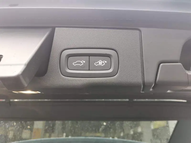 Volvo XC60 2022 B5 4WD Smart Luxury Edition — 8