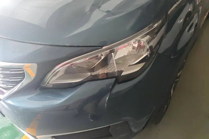 Peugeot 5008 2017 380THP 7-seat luxury version — 5