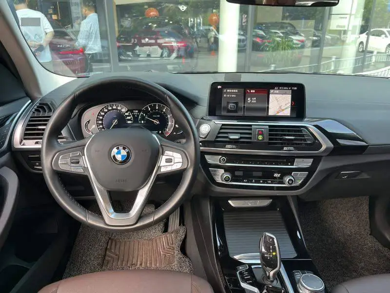 BMW X3 2019 xDrive25i Luxury Package — 11