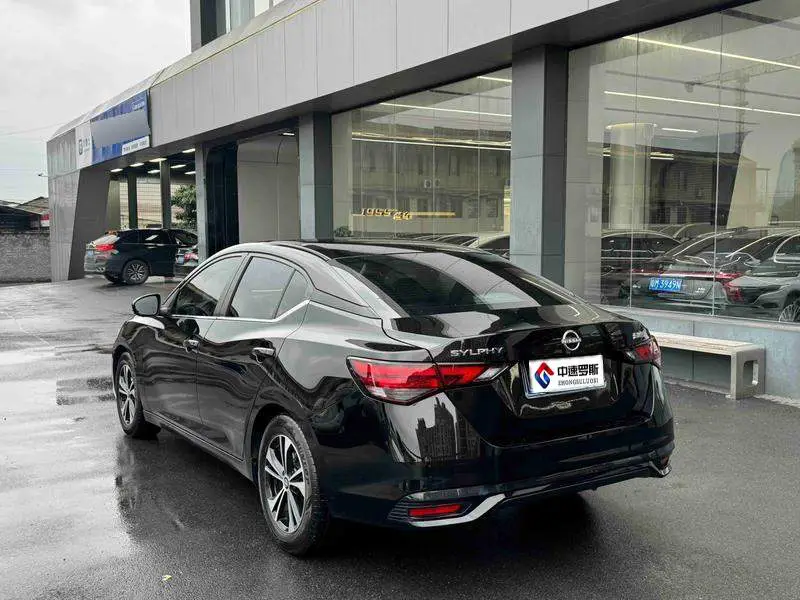 Sylphy 2023 1.6L CVT Enjoy Edition — 4