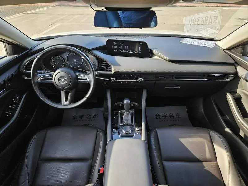 Mazda 3 Angkesaila 2023 2.0L Automatic Elegant Edition — 6
