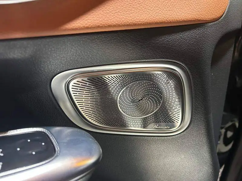 Mercedes-Benz GLC 2024 GLC 300 L 4MATIC Luxury 7-seater — 7