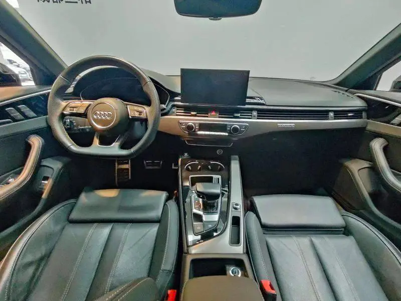 Audi A4L 2024 40 TFSI quattro RS kit speed model — 17
