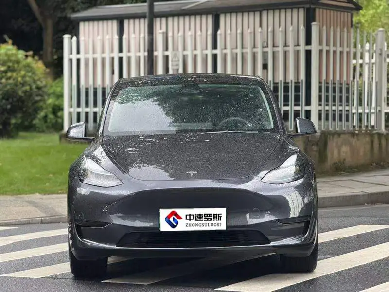 Model Y 2024 rear-wheel drive version — 2