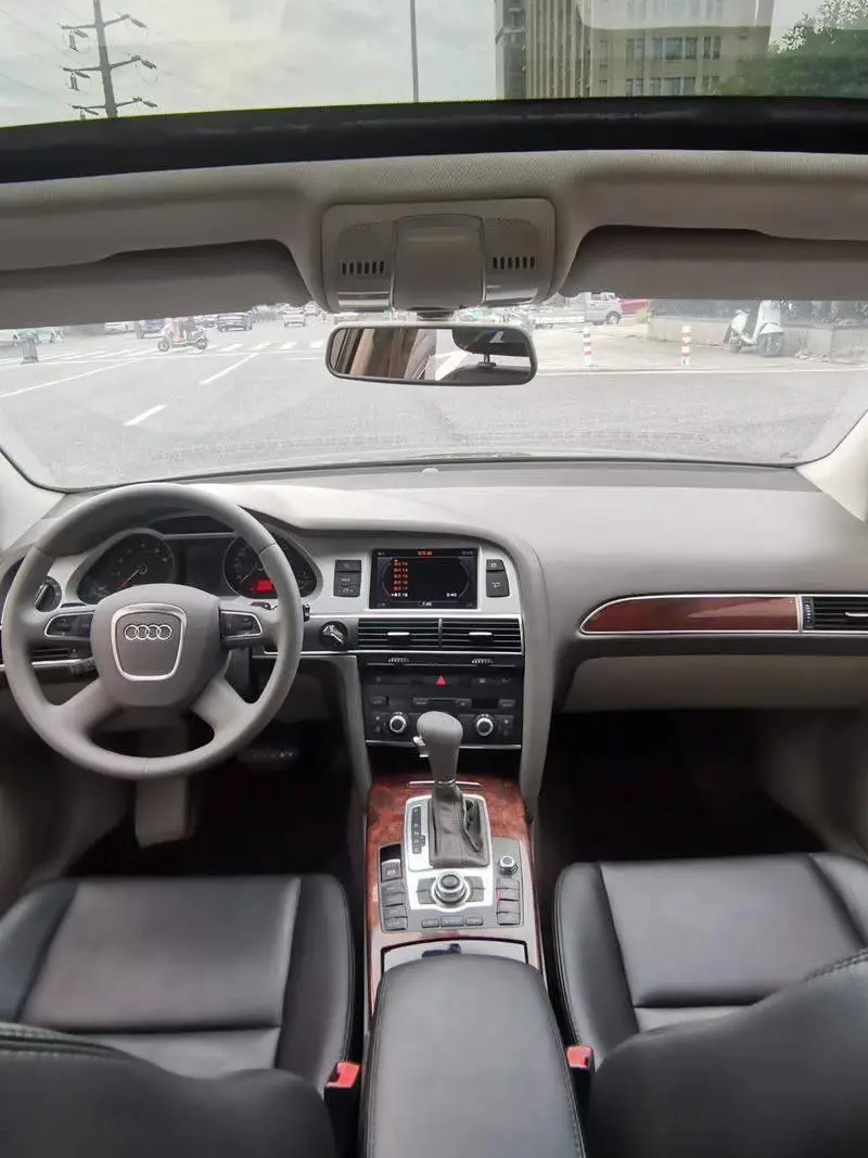 Audi A6L 2011 2.4L Comfort Edition — 7