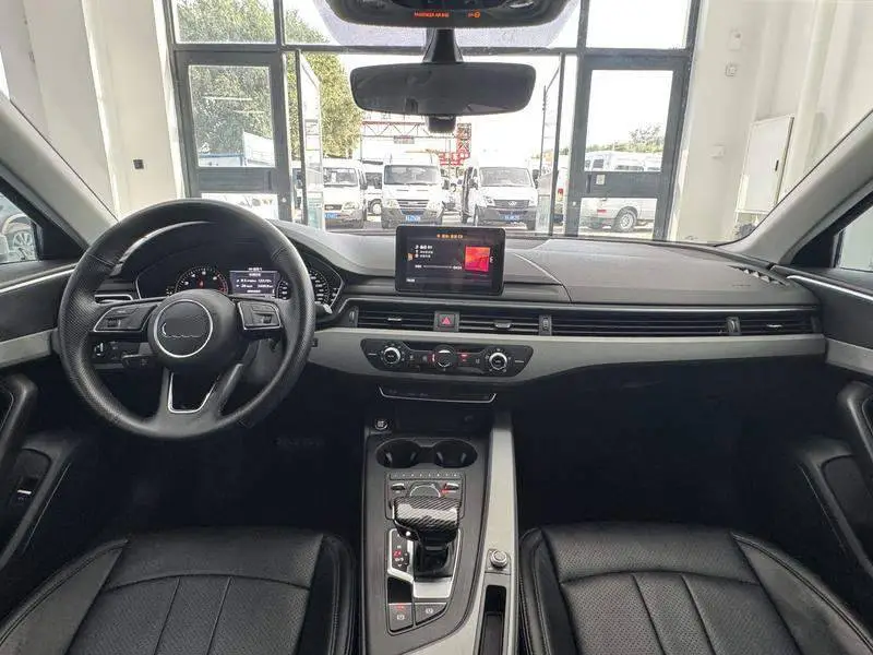 Audi A4L 2017 Plus 40 TFSI Progressive — 10