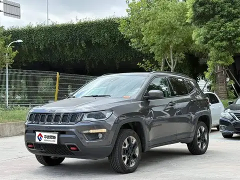 Guide 2017 200TS Automatic High Performance 4WD Edition