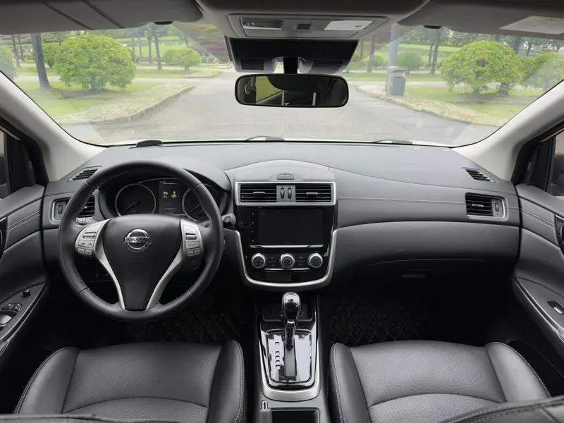 TIIDA 2021 1.6L CVT Intelligent Edition — 14