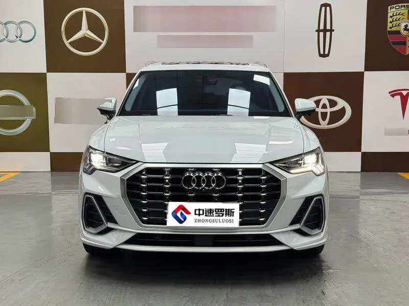 Audi Q3 2022 35 TFSI Stylish and Dynamic — 2