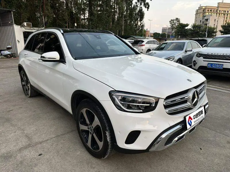 Mercedes-Benz GLC 2021 GLC 260 L 4MATIC Dynamic — 3