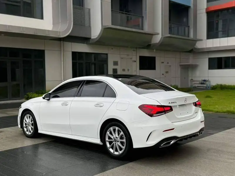 Mercedes-Benz A-Class 2021 A 200 L Sports Sedan Fashion Edition — 5