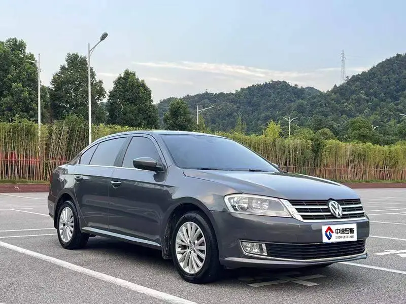 Lavida 2013 1.6L Automatic Luxury Edition — 3