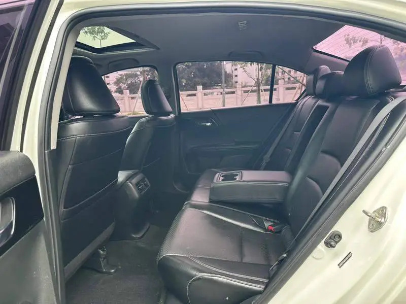 Accord 2016 2.0L Elite Edition — 20