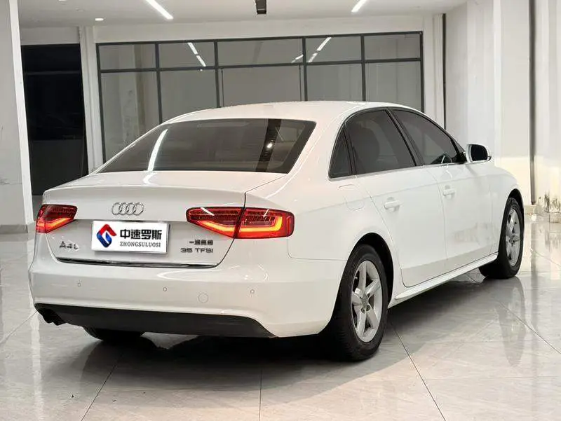 Audi A4L 2013 35 TFSI Automatic Standard Model — 6