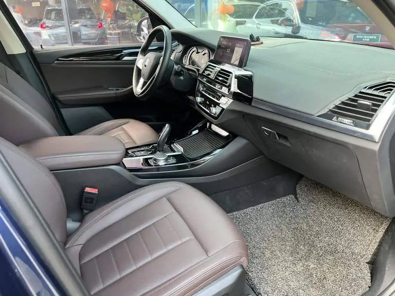 BMW X3 2019 xDrive25i Luxury Package — 17