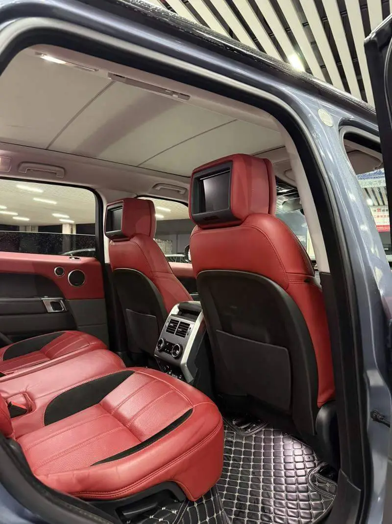 Range Rover Sport 2019 3.0 L6 HSE DYNAMIC — 3